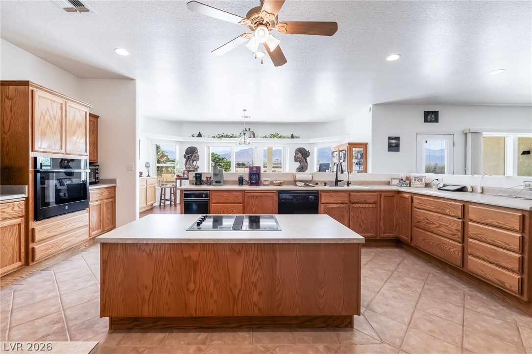 Photo 10 of 49, 4210 England Drive