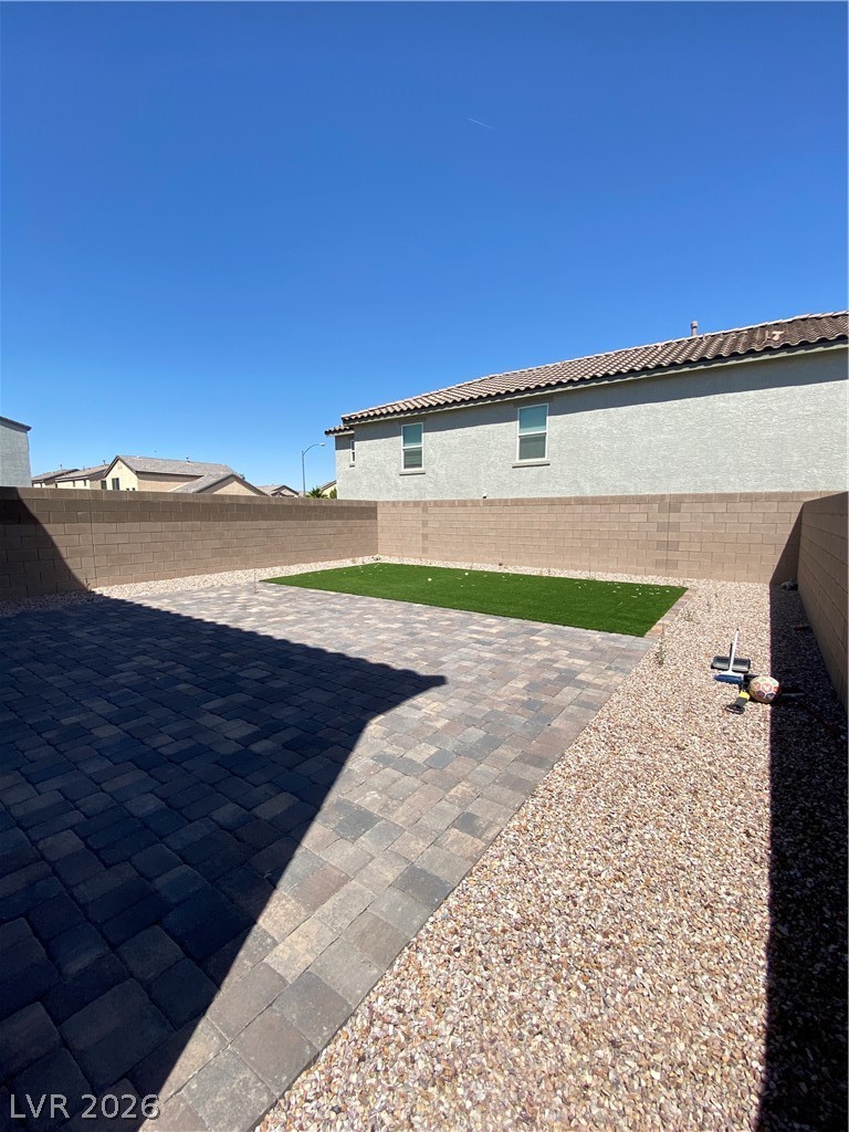 Photo 9 of 40, 8216 Lantana Springs Street