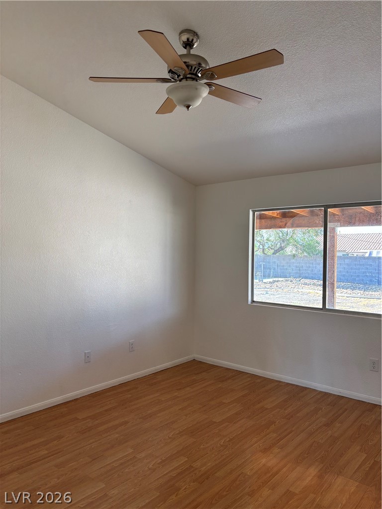 Photo 12 of 18, 1110 Sport Of Kings Avenue
