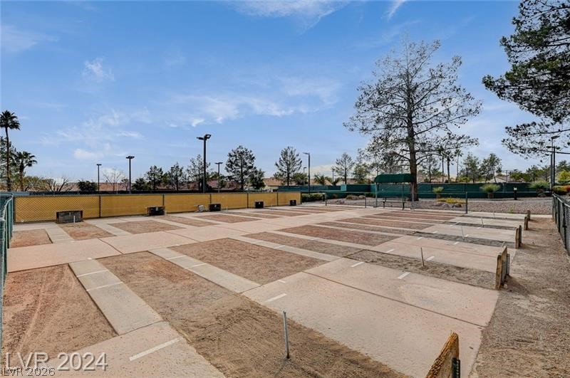 Photo 40 of 56, 8601 Willowrich Drive