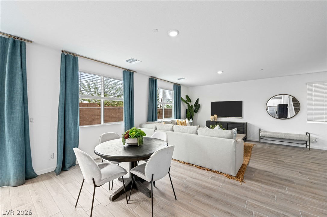 Photo 6 of 37, 311 Mount Langley Street