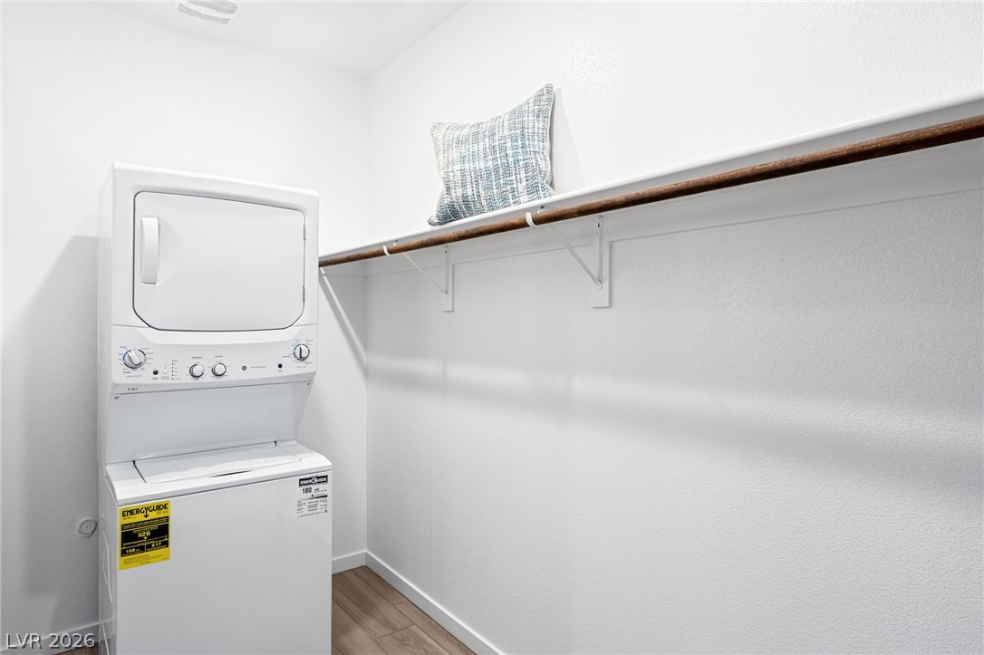 Photo 19 of 37, 311 Mount Langley Street