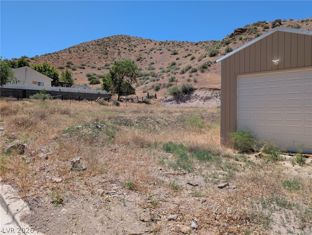 225 Denton Heights, Caliente
