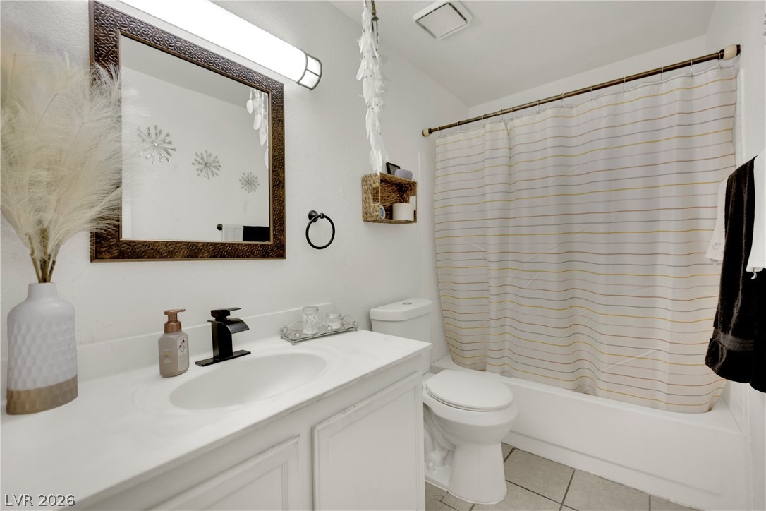 Photo 19 of 24, 929 Rockview Drive #202