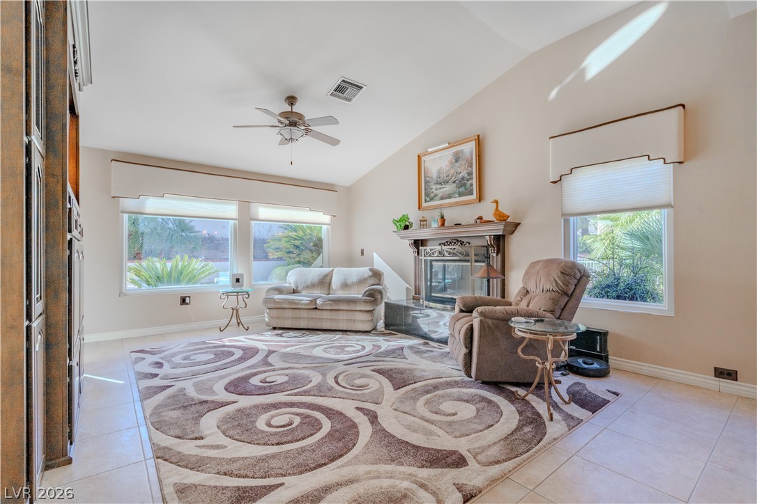 Photo 18 of 49, 8909 Meadowood Drive