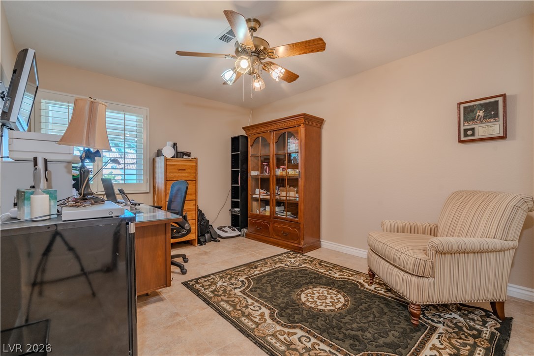 Photo 32 of 49, 8909 Meadowood Drive