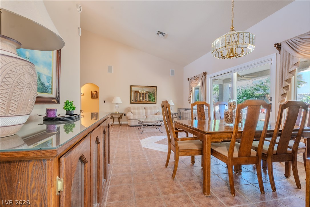 Photo 12 of 49, 8909 Meadowood Drive