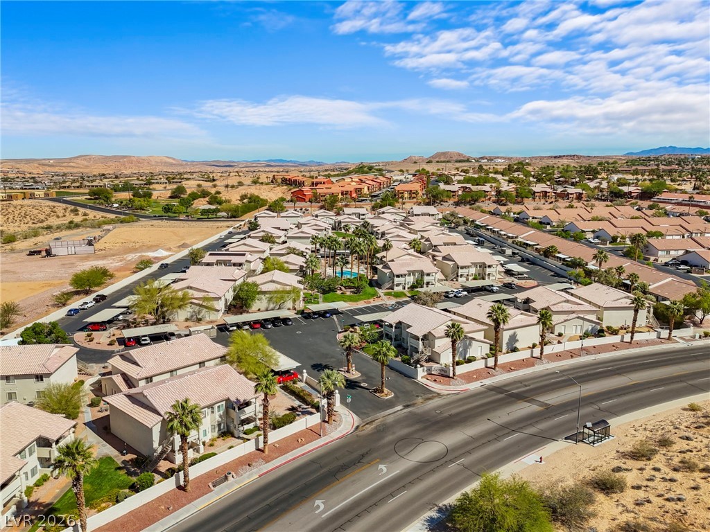 Photo 23 of 26, 477 Mesa Boulevard #102