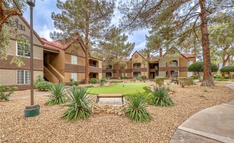 Photo 25 of 28, 2200 S Fort Apache Road #1073
