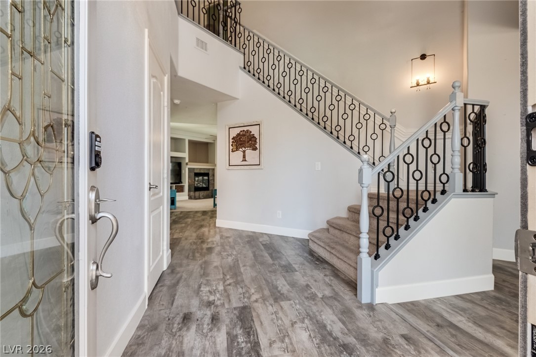 Photo 10 of 42, 721 Descartes Avenue
