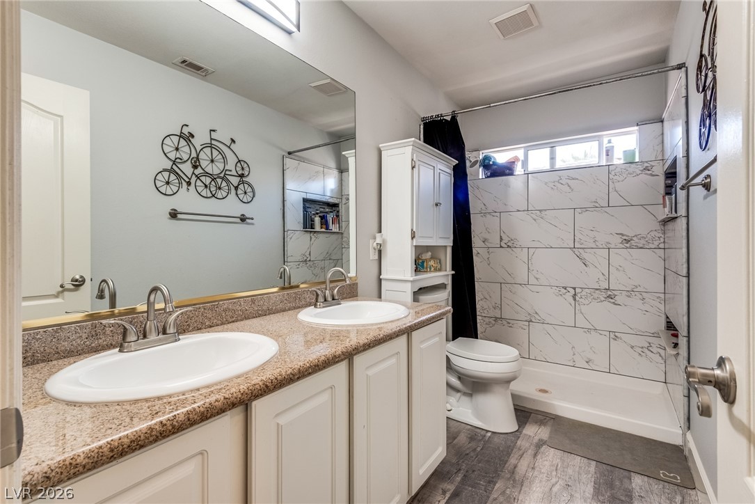 Photo 39 of 42, 721 Descartes Avenue