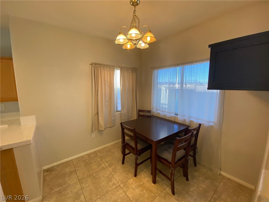 Photo 6 of 24, 1050 E Cactus Avenue #1080