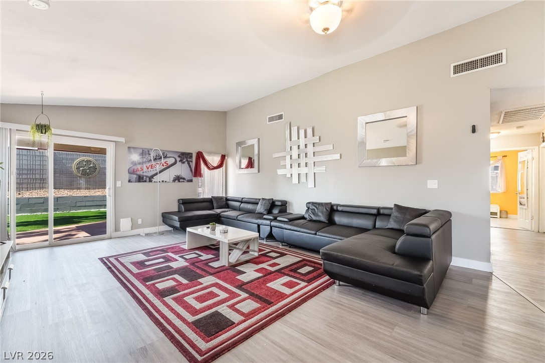 Photo 14 of 44, 3111 Belvedere Drive