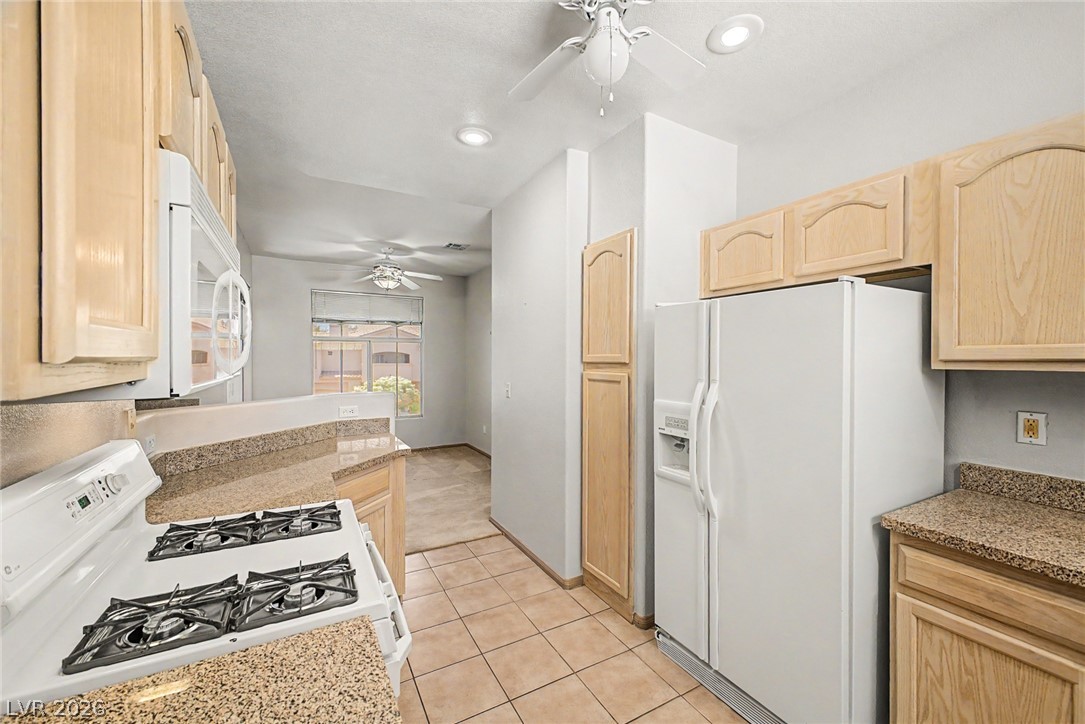 Photo 13 of 38, 2050 W Warm Springs Road #4621