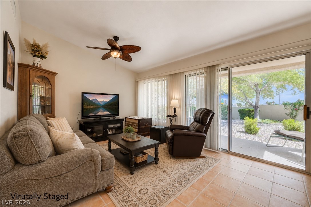 Photo 5 of 10625 Mission Lakes Avenue