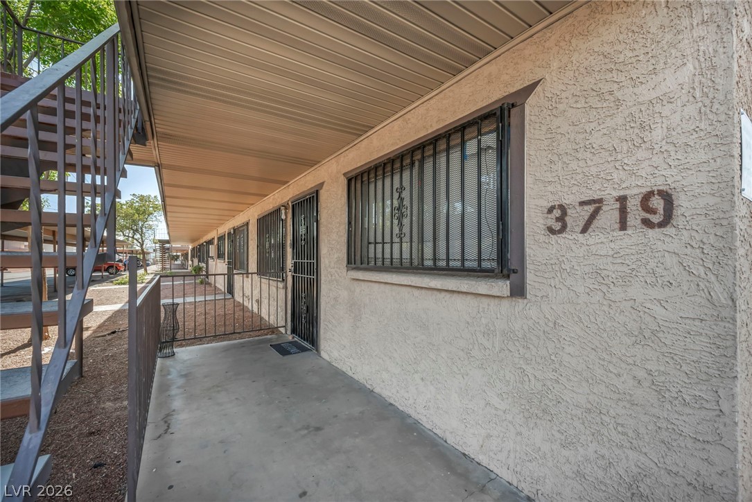 Photo 5 of 3719 Hazelwood Street #16