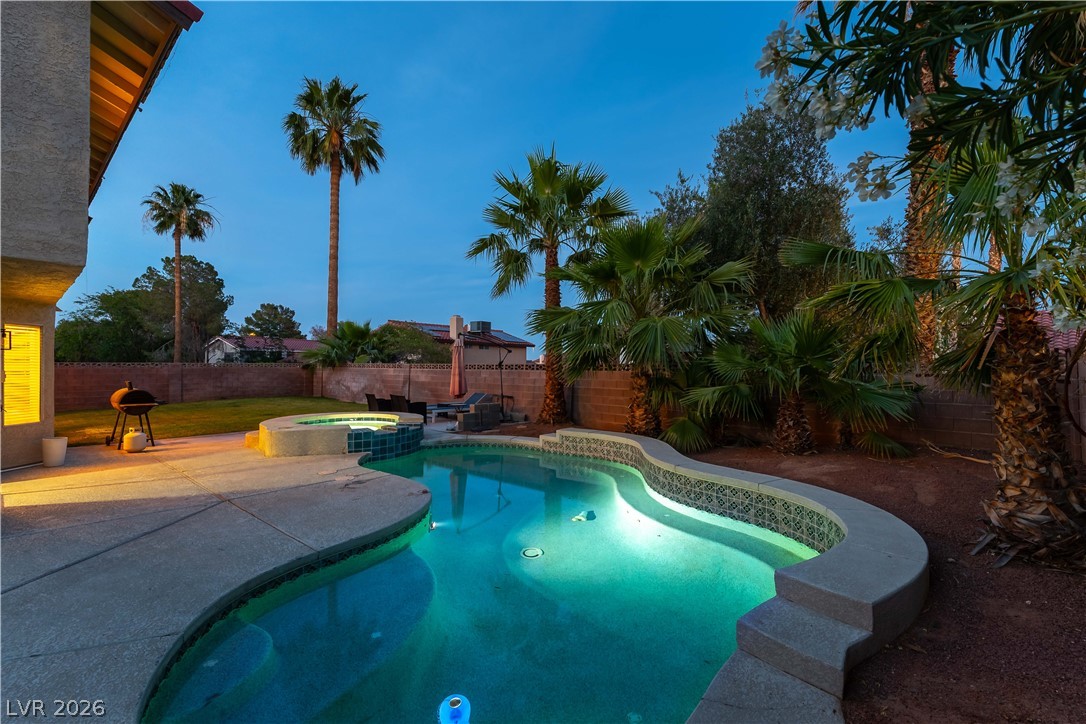 7384 Edgewater Lane, Las Vegas