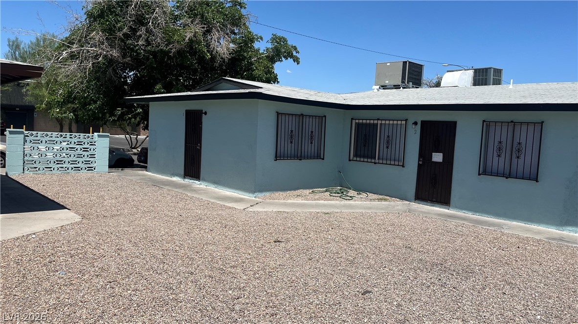 Photo 21 of 24, 2504 E Mesquite Avenue