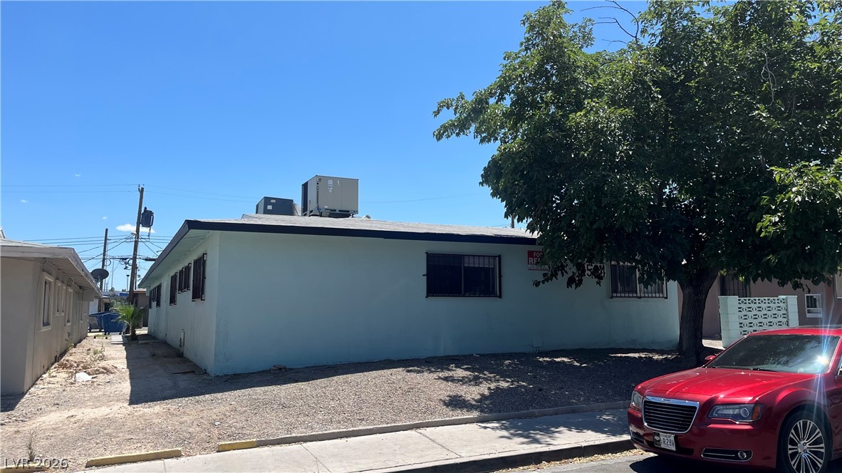 Photo 23 of 24, 2504 E Mesquite Avenue