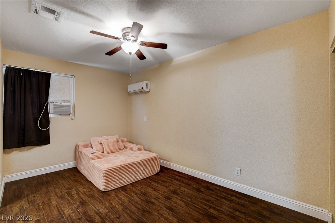 Photo 20 of 23, 672 8th Street