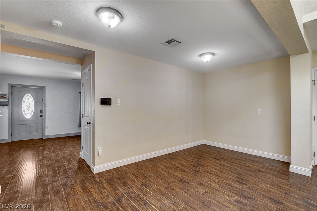 Photo 6 of 23, 672 8th Street