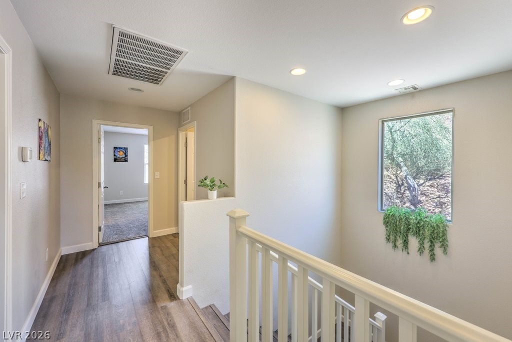 Photo 18 of 42, 1556 Otero Valley Court