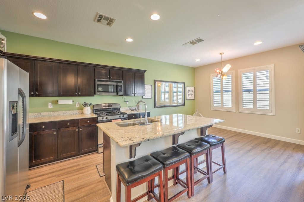 Photo 11 of 42, 1556 Otero Valley Court