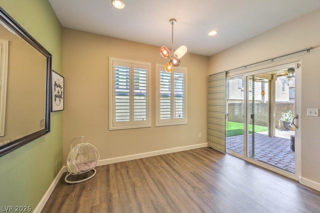 Photo 14 of 42, 1556 Otero Valley Court