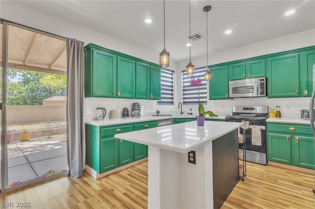 Photo 10 of 46, 9177 Dazzle Accent Court