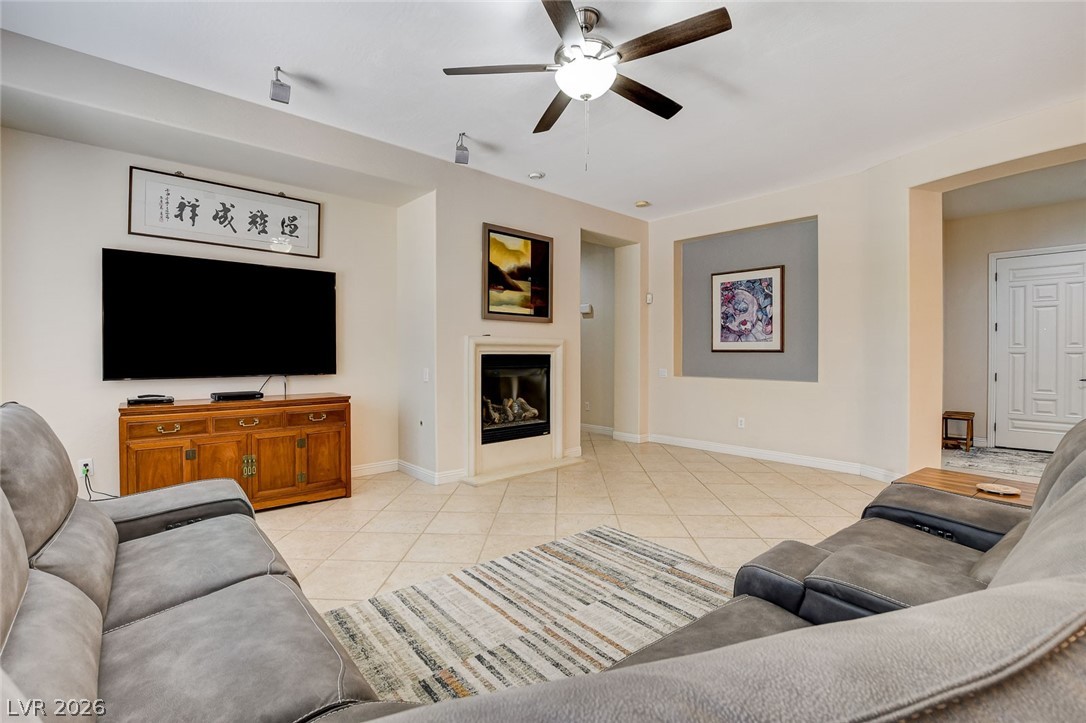 Photo 17 of 59, 7521 Java Sparrow Street