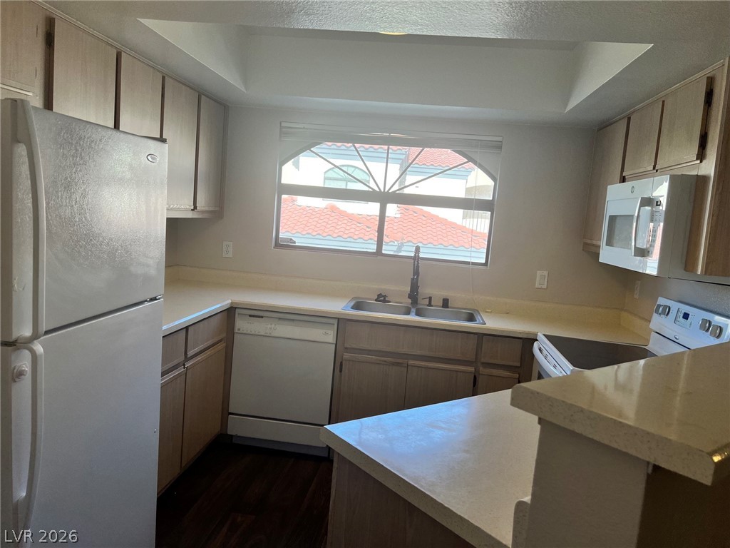 Photo 6 of 13, 8455 W Sahara Avenue #237
