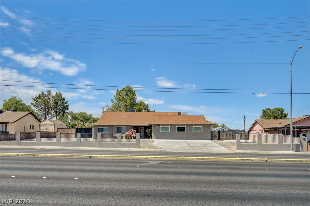 3768 E Russell Road, Las Vegas