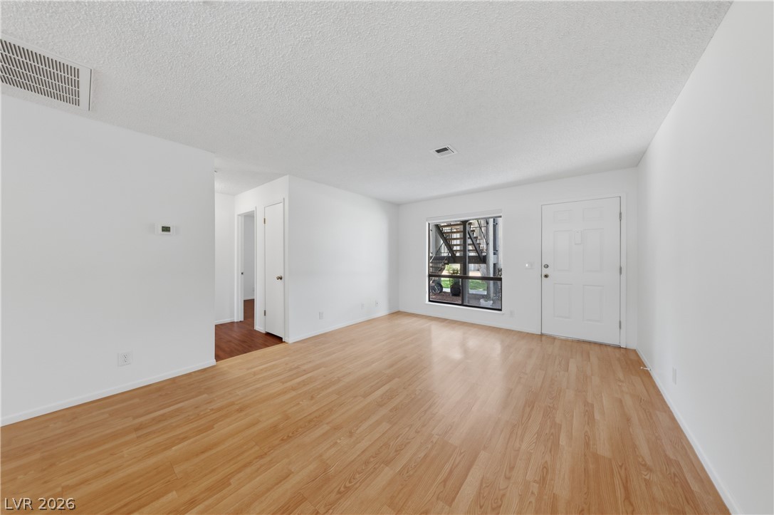 Photo 10 of 25, 5159 Caliente Street #163