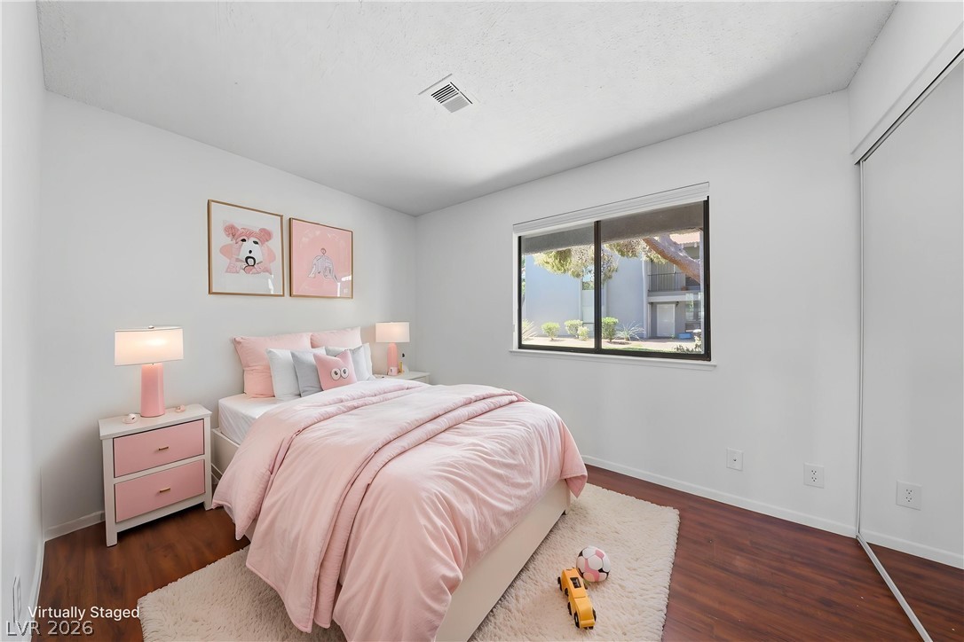 Photo 16 of 25, 5159 Caliente Street #163