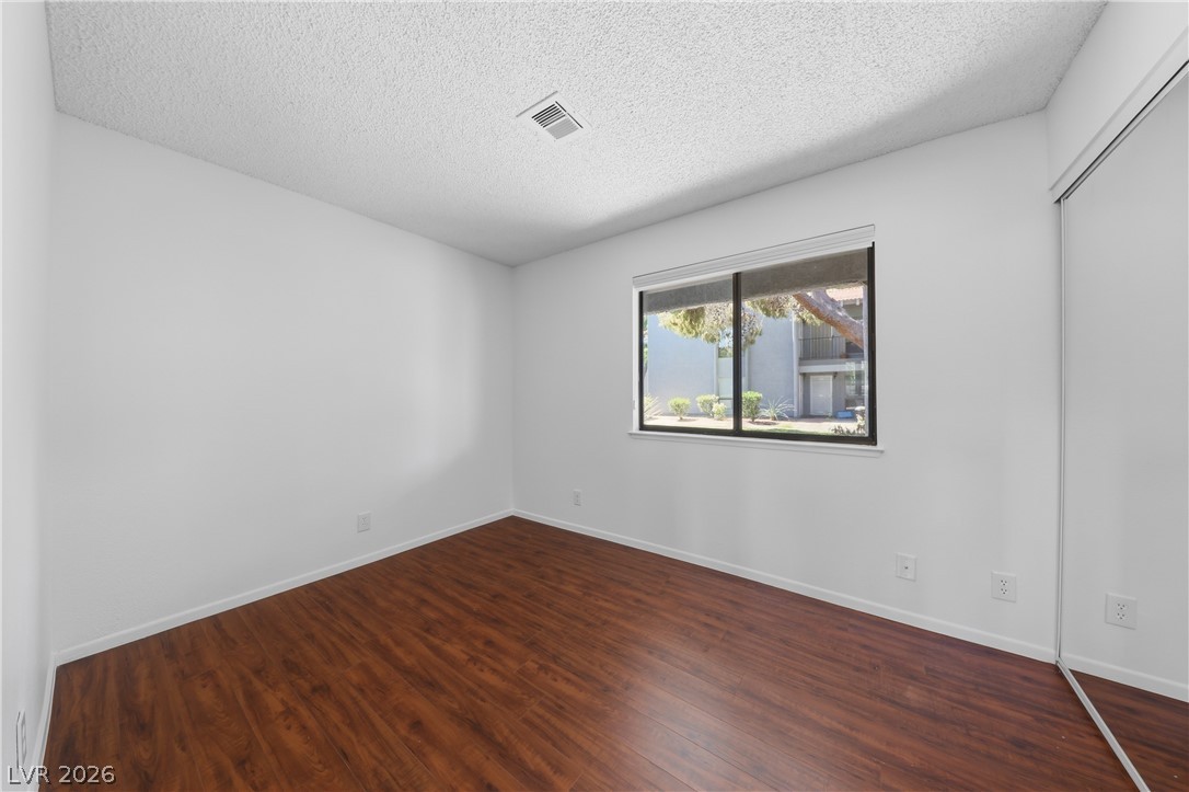 Photo 17 of 25, 5159 Caliente Street #163