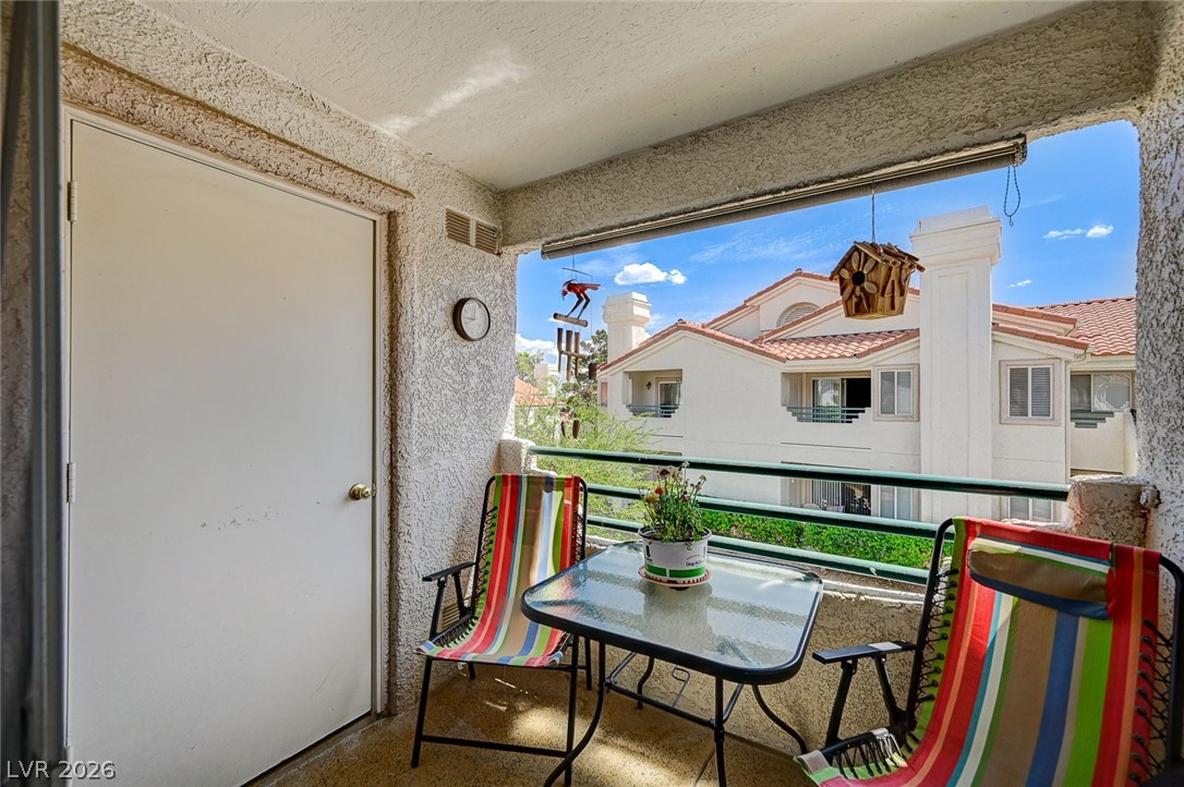 Photo 33 of 48, 7905 Lago Vista Lane #203
