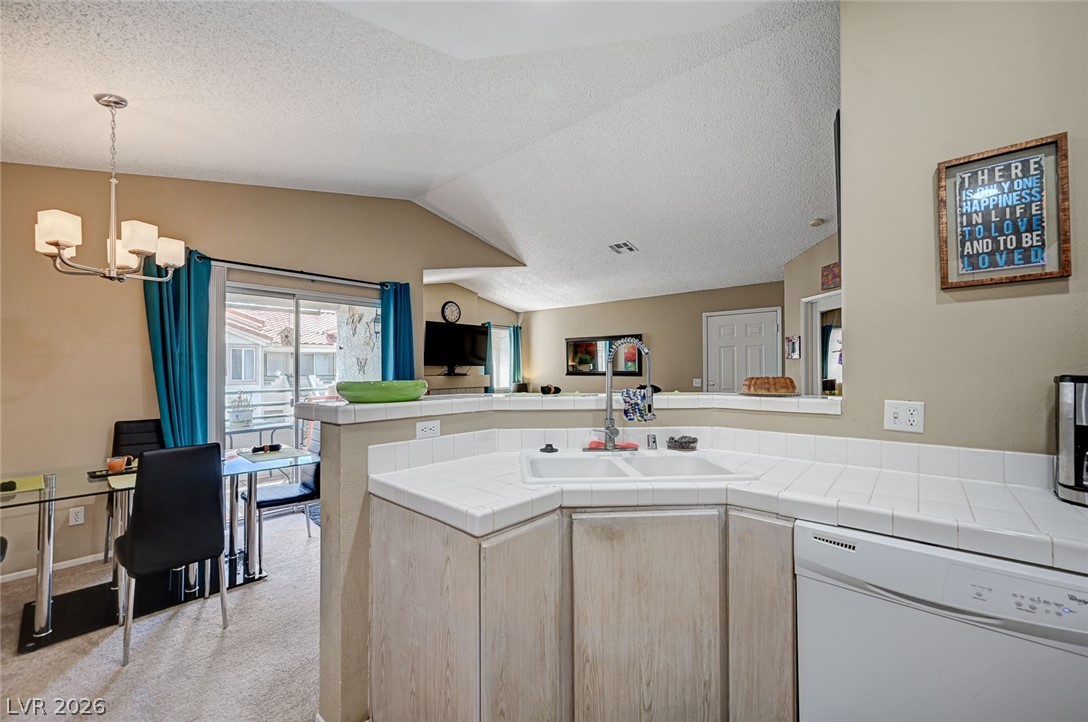 Photo 13 of 48, 7905 Lago Vista Lane #203