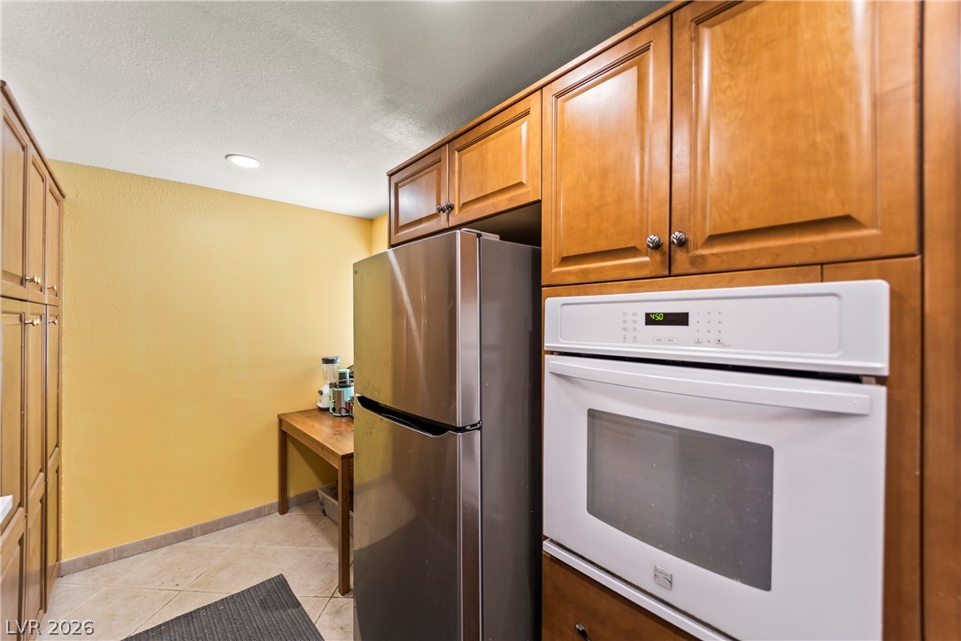 Photo 10 of 46, 750 S Royal Crest Circle #312