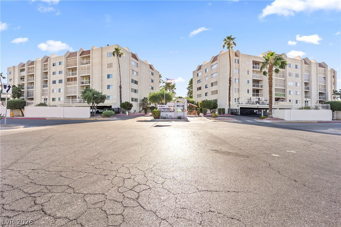 Photo 43 of 46, 750 S Royal Crest Circle #312