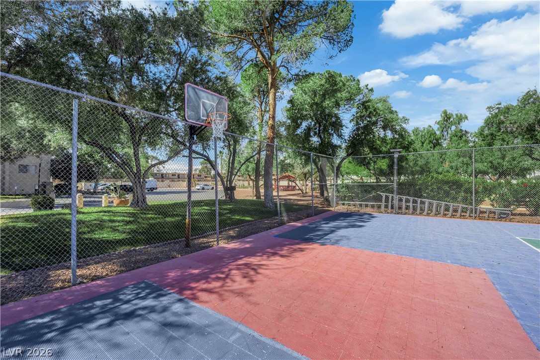 Photo 31 of 46, 750 S Royal Crest Circle #312