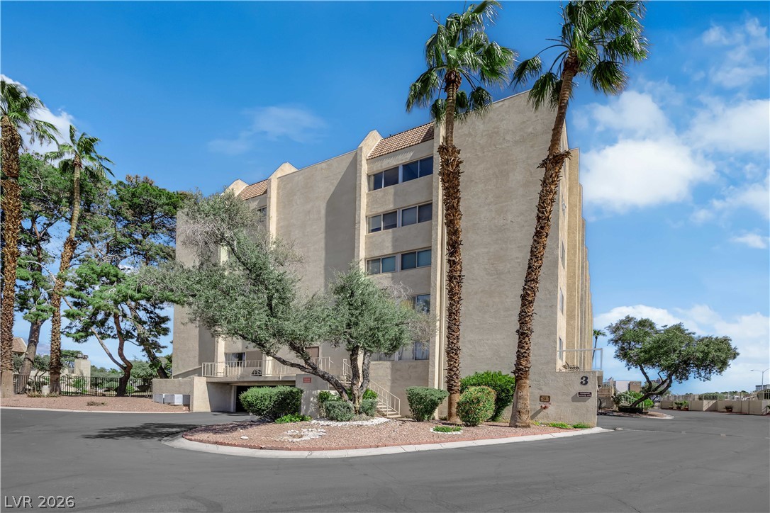Photo 40 of 46, 750 S Royal Crest Circle #312