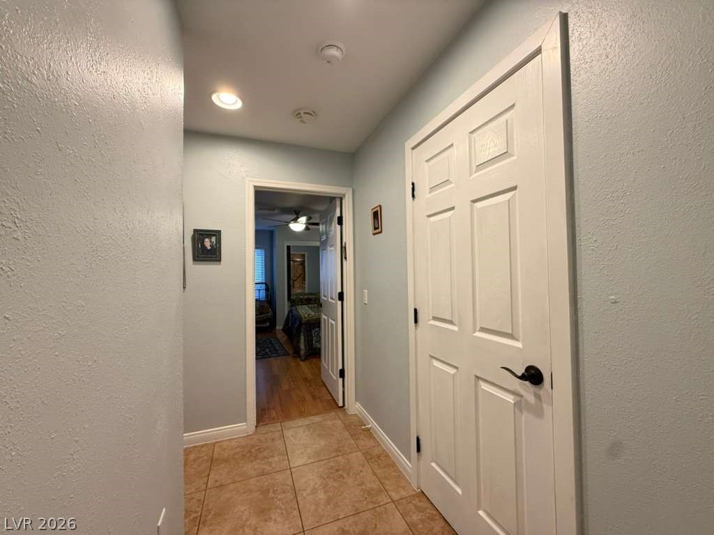 Photo 4 of 8665 Prairie Hill Drive