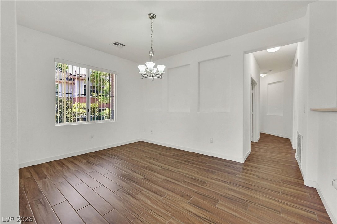 Photo 6 of 26, 720 Peachy Canyon Circle #101