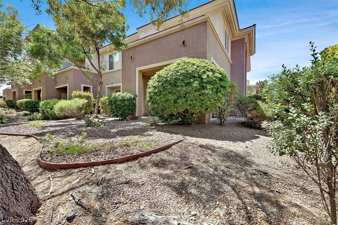 Photo 11 of 26, 720 Peachy Canyon Circle #101