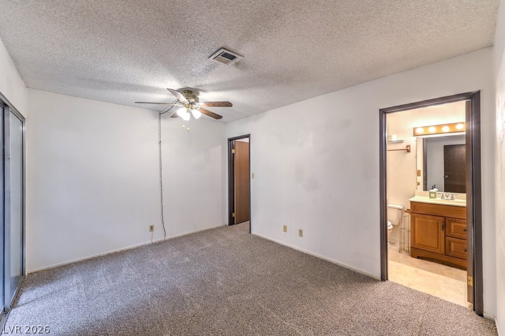 Photo 18 of 28, 425 N Lamb Boulevard #A