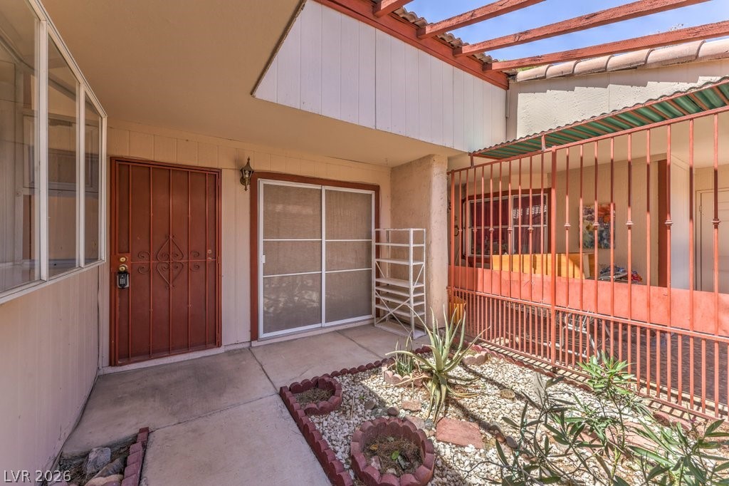 Photo 2 of 425 N Lamb Boulevard #A