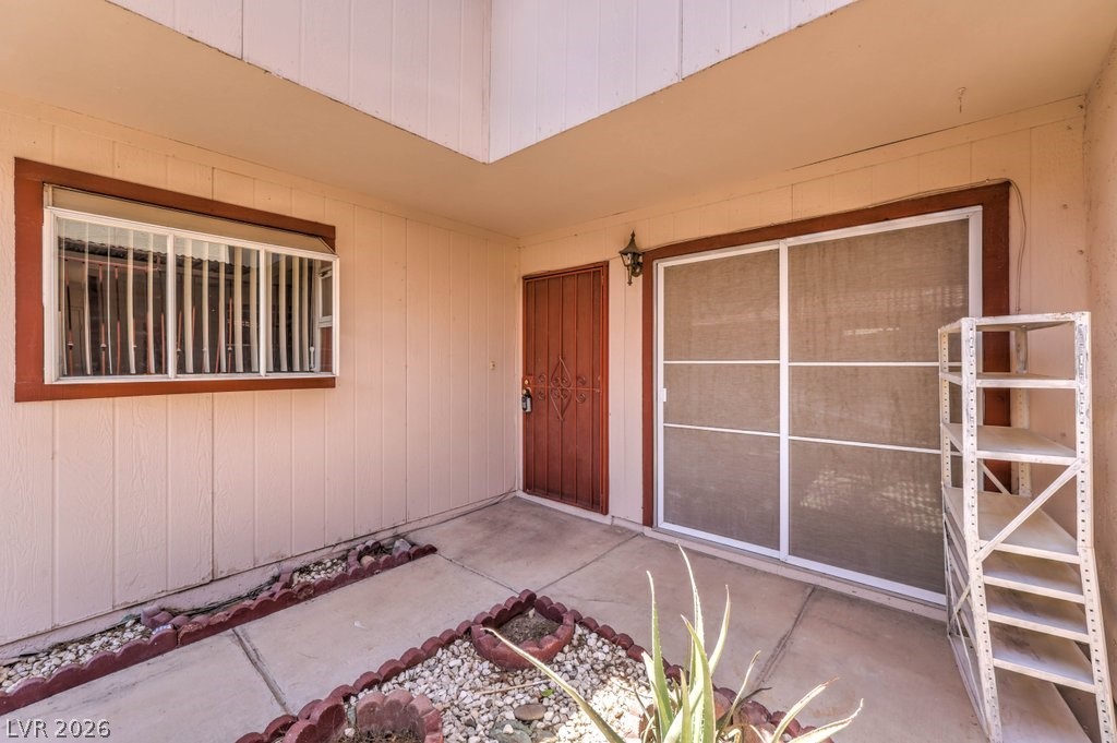 Photo 3 of 425 N Lamb Boulevard #A