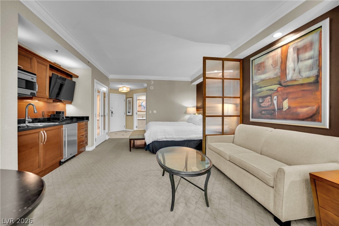 Photo 15 of 57, 135 E Harmon Avenue #2409
