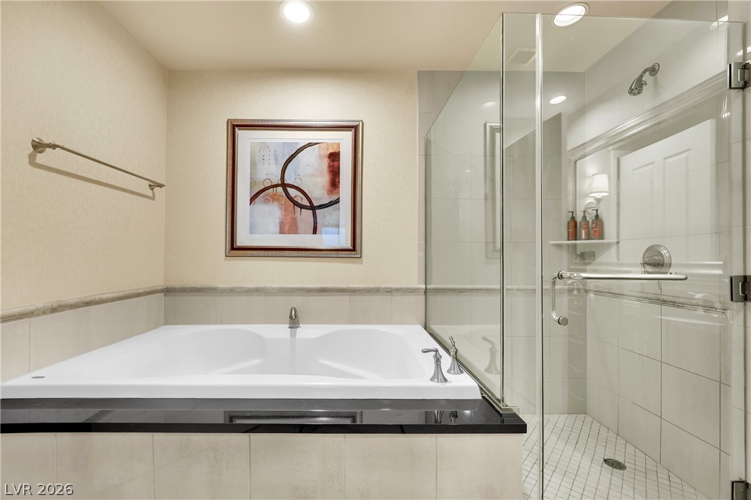 Photo 28 of 57, 135 E Harmon Avenue #2409