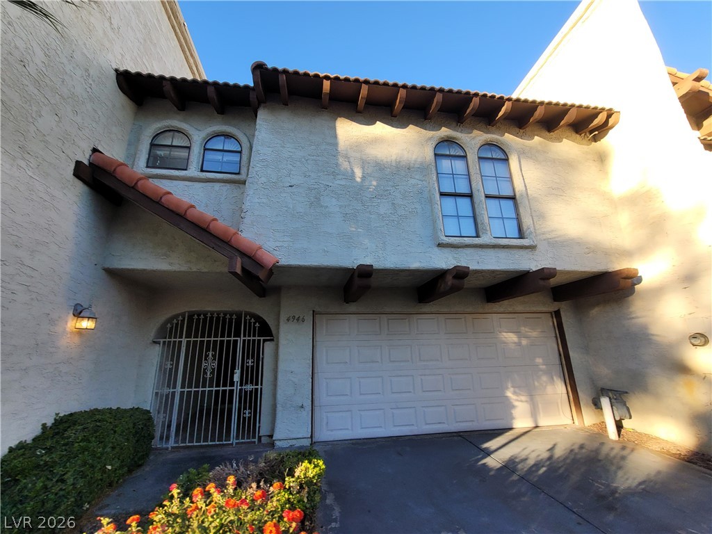 Photo 5 of 4946 MOZART Drive